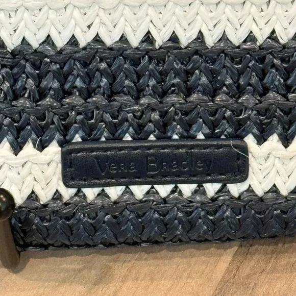 🍀 VERA BRADLEY NWT SHORE ENOUGH STRAW POUCH - Picture 6 of 8
